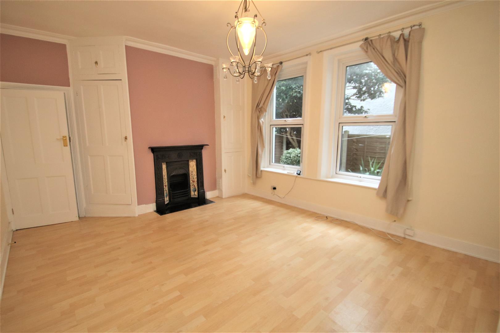 DiningRoom.JPG
